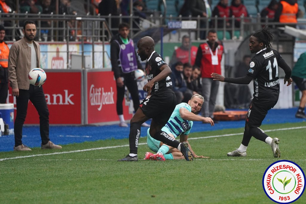 ÇAYKUR RİZESPOR 2 - 0 GAZİANTEP FUTBOL KULÜBÜ