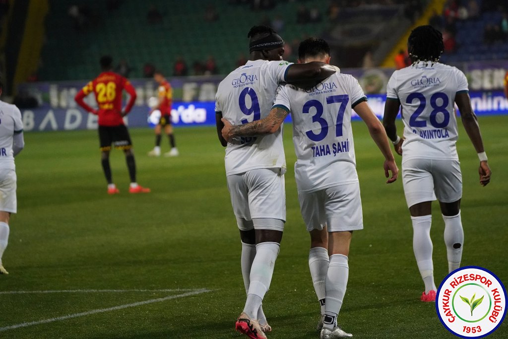 ÇAYKUR RİZESPOR A.Ş. 6 - 3 GÖZTEPE A.Ş.