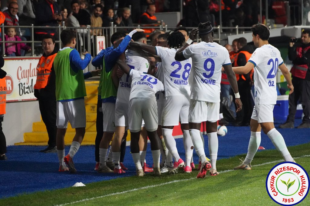 ÇAYKUR RİZESPOR A.Ş. 6 - 3 GÖZTEPE A.Ş.