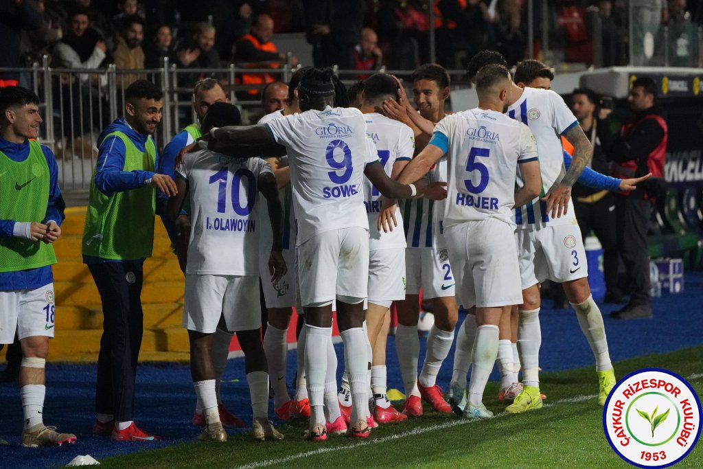 ÇAYKUR RİZESPOR A.Ş. 6 - 3 GÖZTEPE A.Ş.