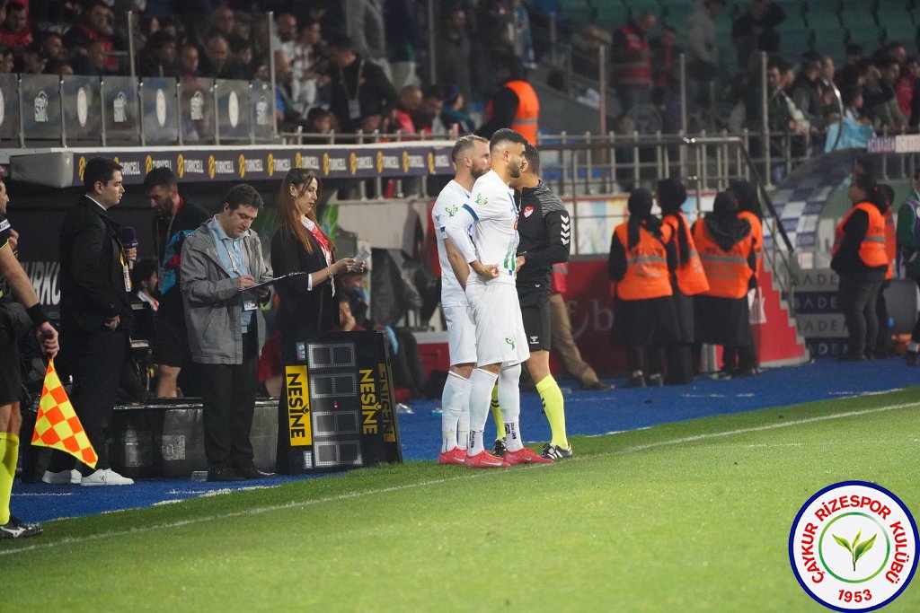 ÇAYKUR RİZESPOR A.Ş. 6 - 3 GÖZTEPE A.Ş.