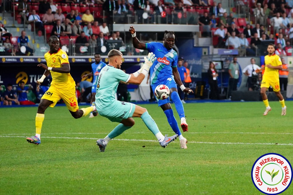 ÇAYKUR RİZESPOR 0 - 3 GÖZTEPE