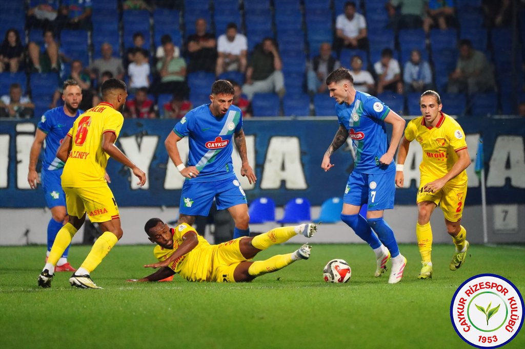 ÇAYKUR RİZESPOR 0 - 3 GÖZTEPE