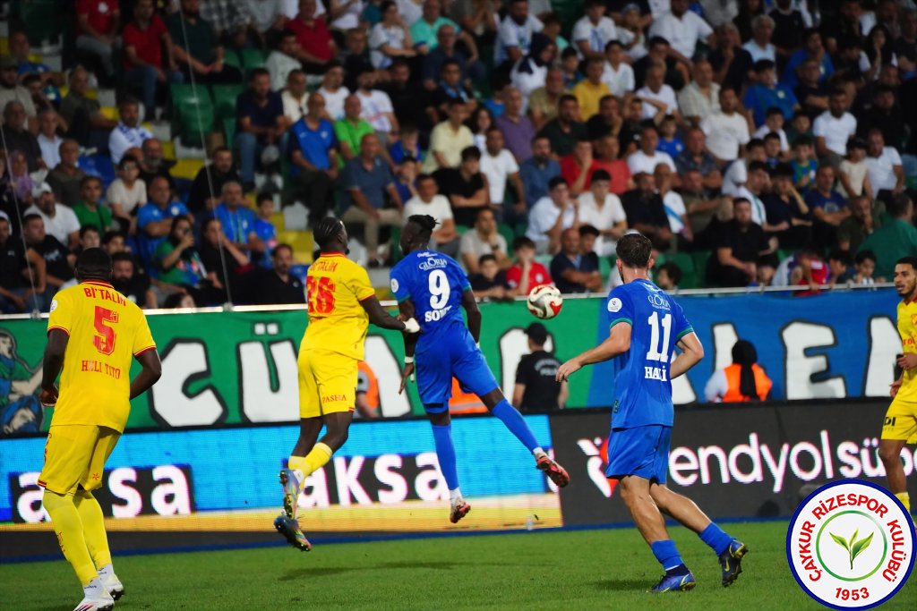 ÇAYKUR RİZESPOR 0 - 3 GÖZTEPE