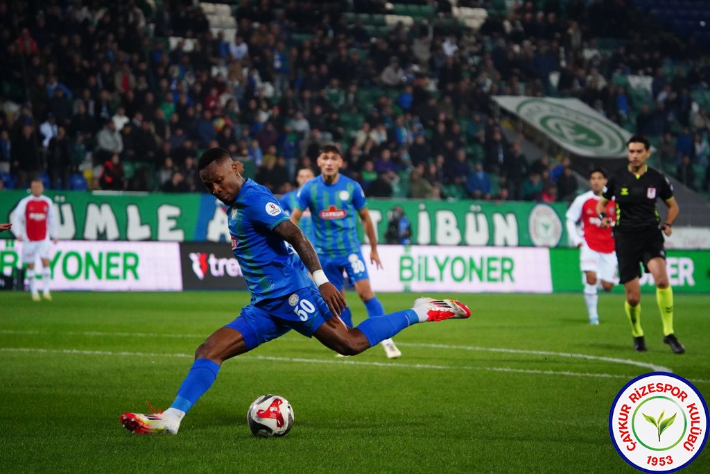 ÇAYKUR RİZESPOR A.Ş. 1 - 0 MISIRLI.COM.TR FATİH KARAGÜMRÜK