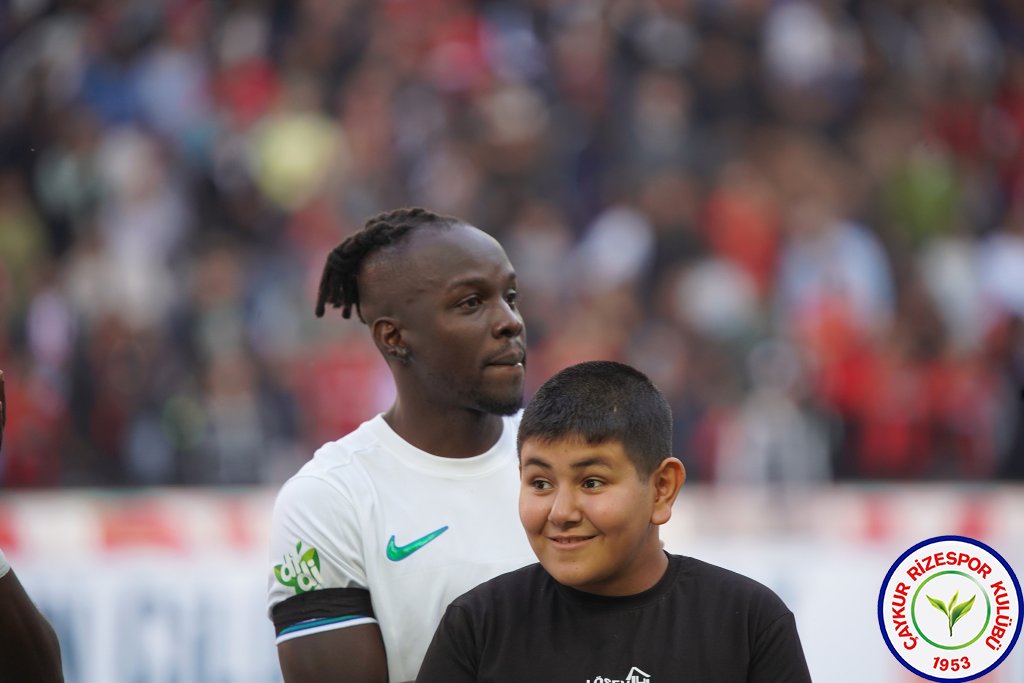 GAZİANTEP FUTBOL KULÜBÜ A.Ş.	2 - 2	ÇAYKUR RİZESPOR A.Ş.