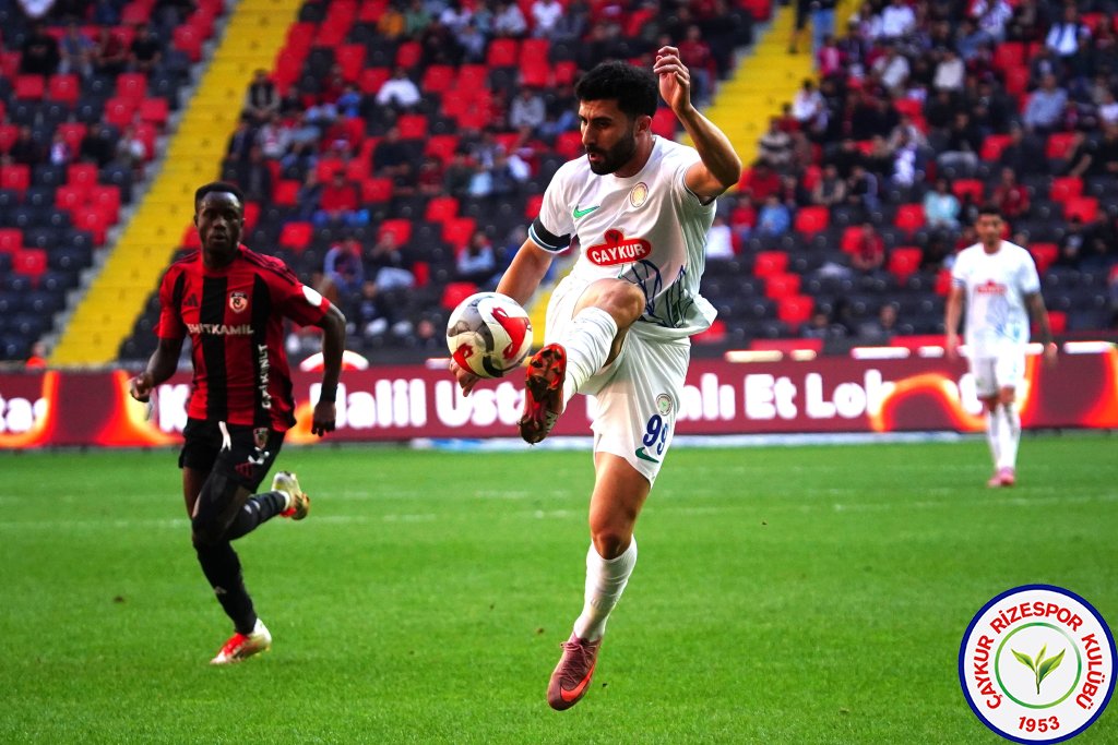 GAZİANTEP FUTBOL KULÜBÜ A.Ş.	2 - 2	ÇAYKUR RİZESPOR A.Ş.