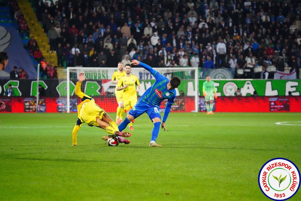 ÇAYKUR RİZESPOR 2 - 5 FENERBAHÇE