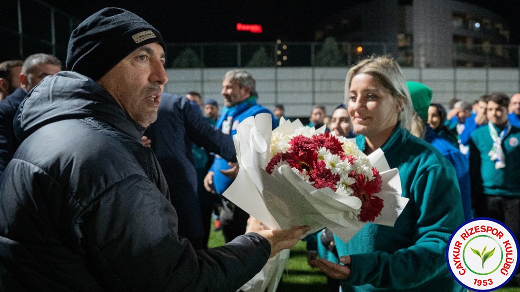 Kulüp Başkanımız İbrahim Turgut, yönetim kurulu üyelerimiz ile birlikte taraftarlarımızdan ziyaret.