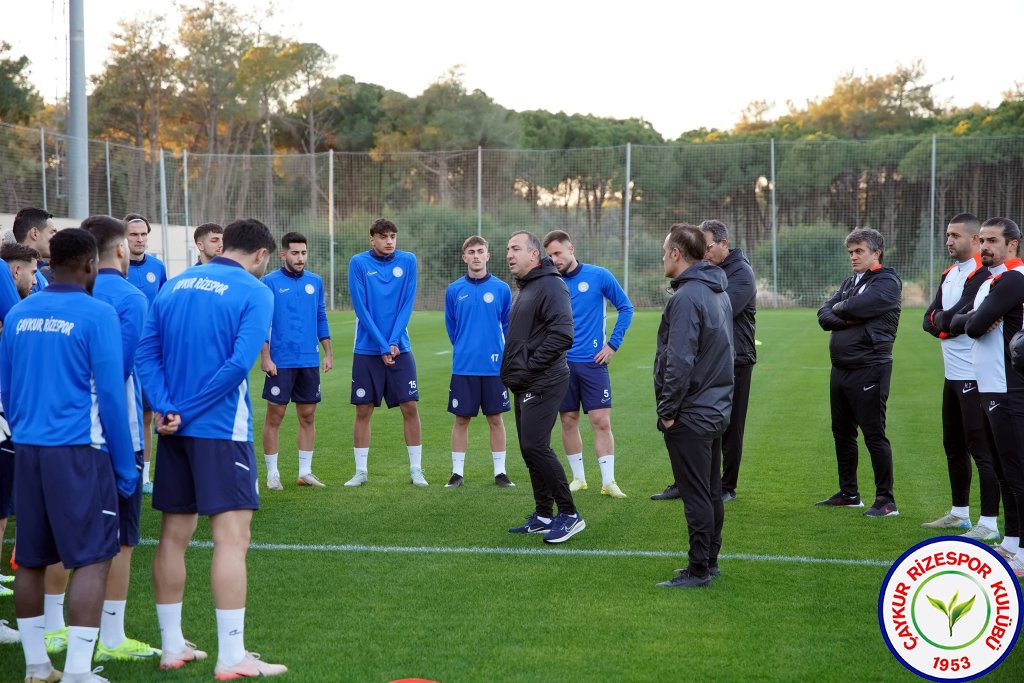 Çaykur Rizespor'umuz ikinci yarı hazırlıklarının ikinci etabı için Antalya'da kampa girdi.
