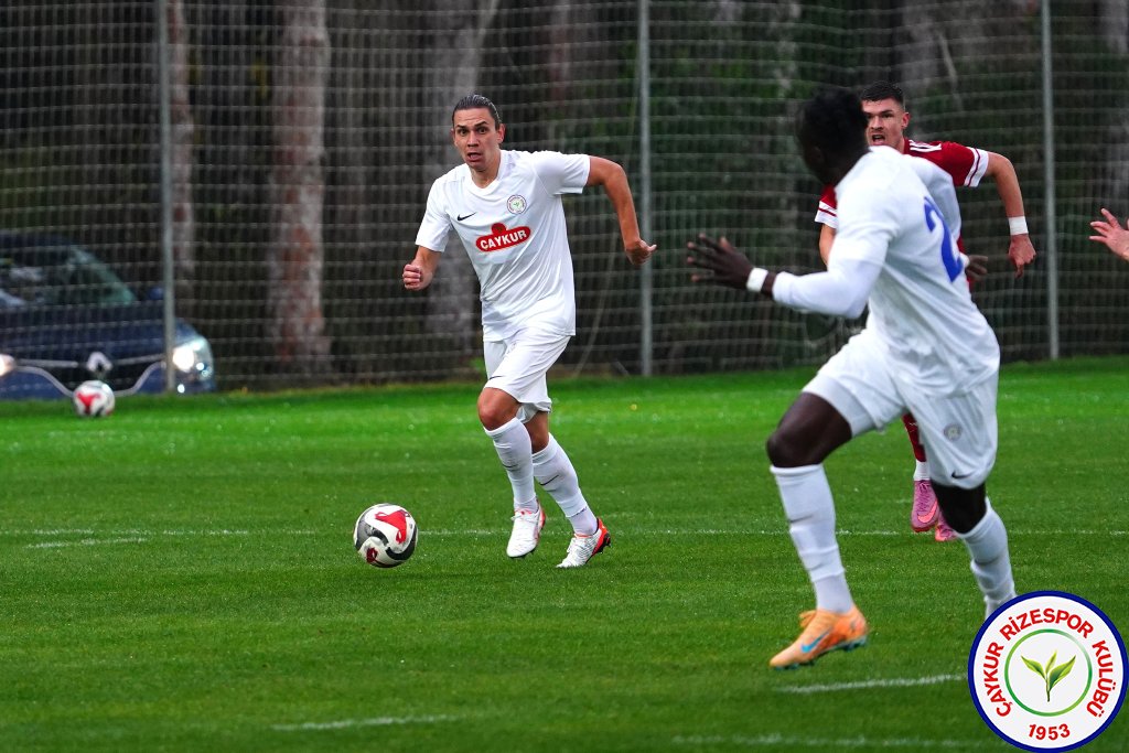 çaykur rizespor 2-1 FC Kisvarda