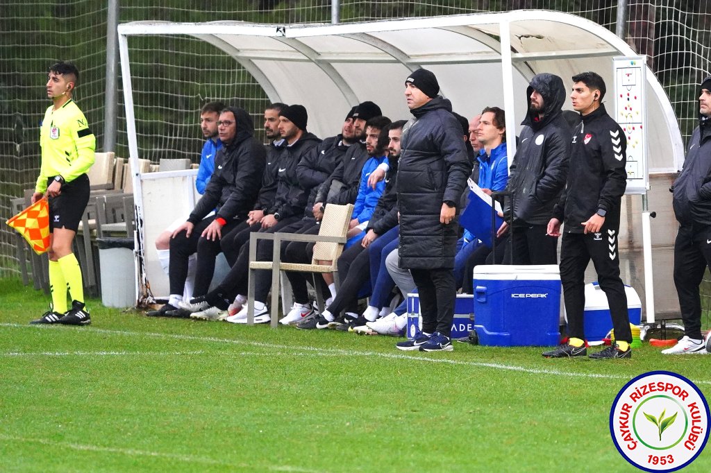 çaykur rizespor 2-1 FC Kisvarda