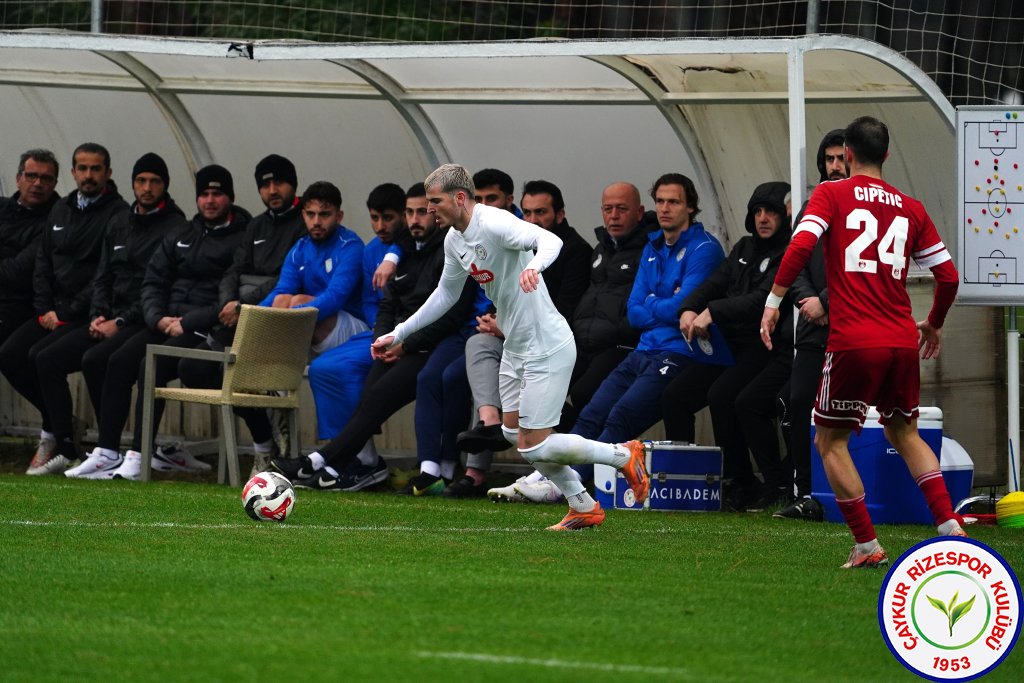 çaykur rizespor 2-1 FC Kisvarda