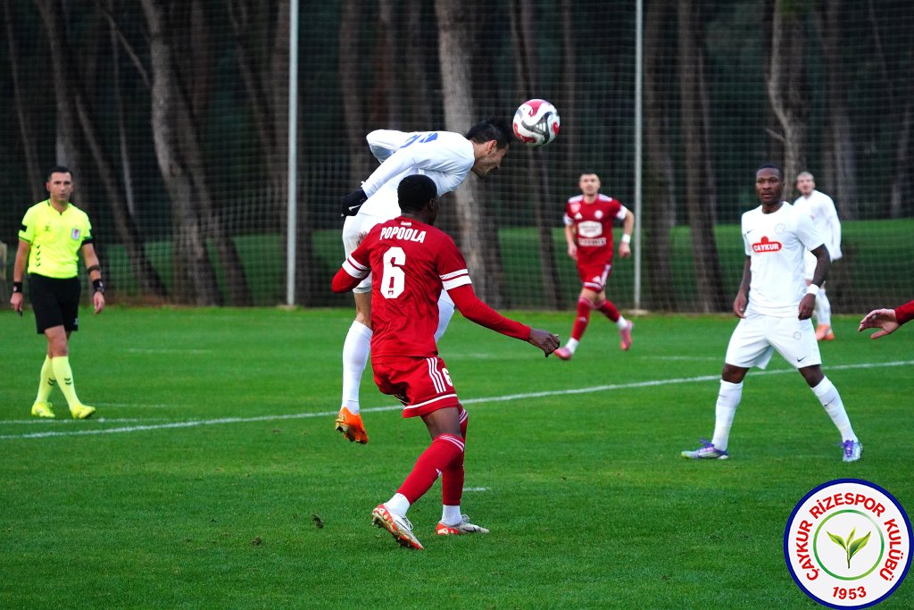 çaykur rizespor 2-1 FC Kisvarda