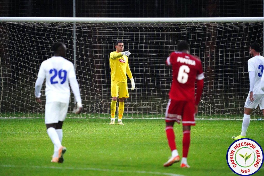 çaykur rizespor 2-1 FC Kisvarda