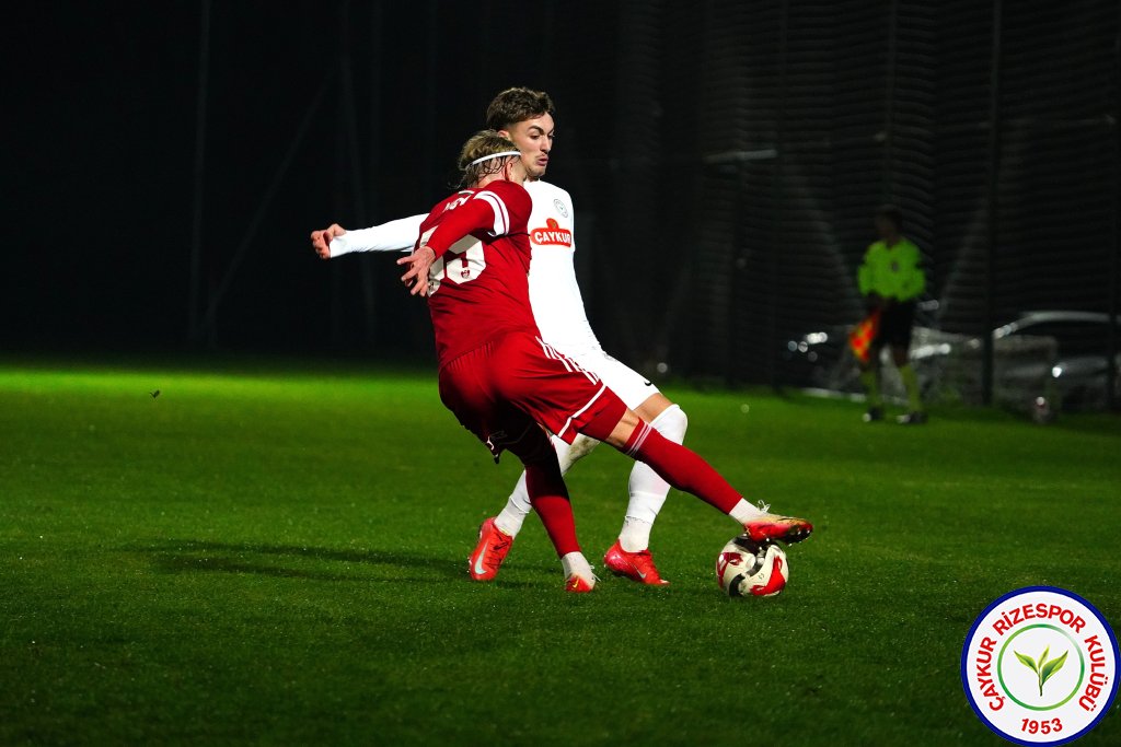 çaykur rizespor 2-1 FC Kisvarda