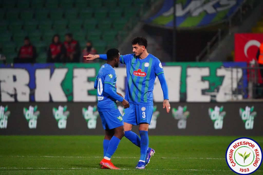 ÇAYKUR RİZESPOR 2 - 0 KOCAELİSPOR