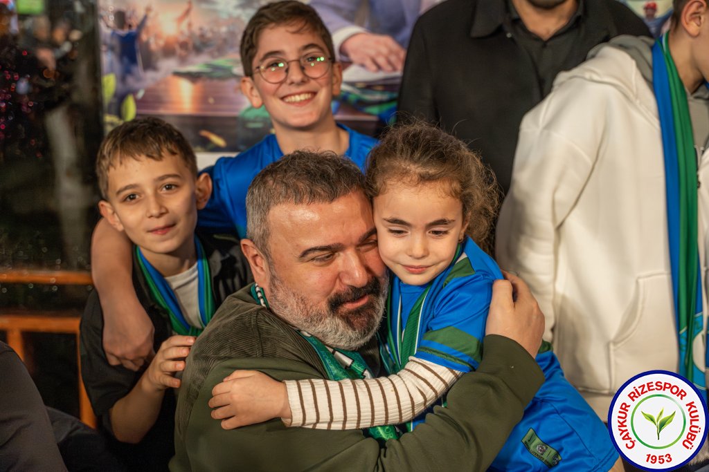 Çaykur Rizespor Ailesi'ne Coşkulu Karşılama