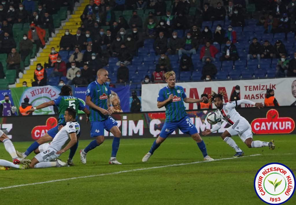 Çaykur Rizespor 2:2 Beşiktaş