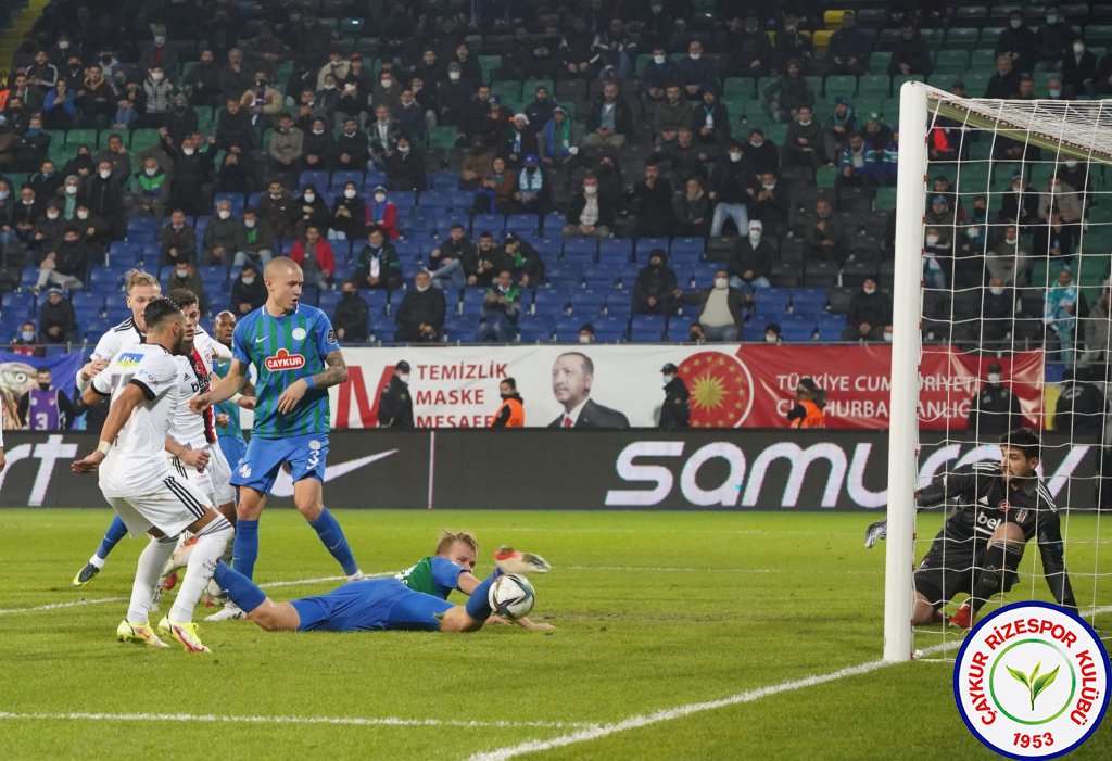 Çaykur Rizespor 2:2 Beşiktaş