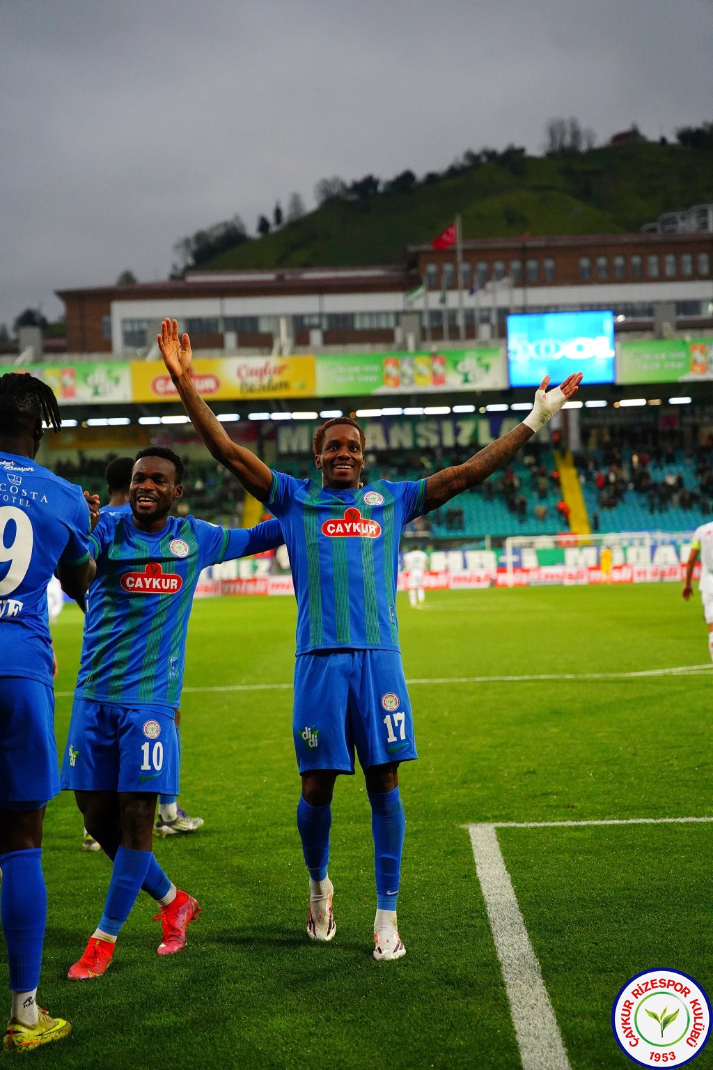 ÇAYKUR RİZESPOR 3 - 2 TÜMOSAN KONYASPOR