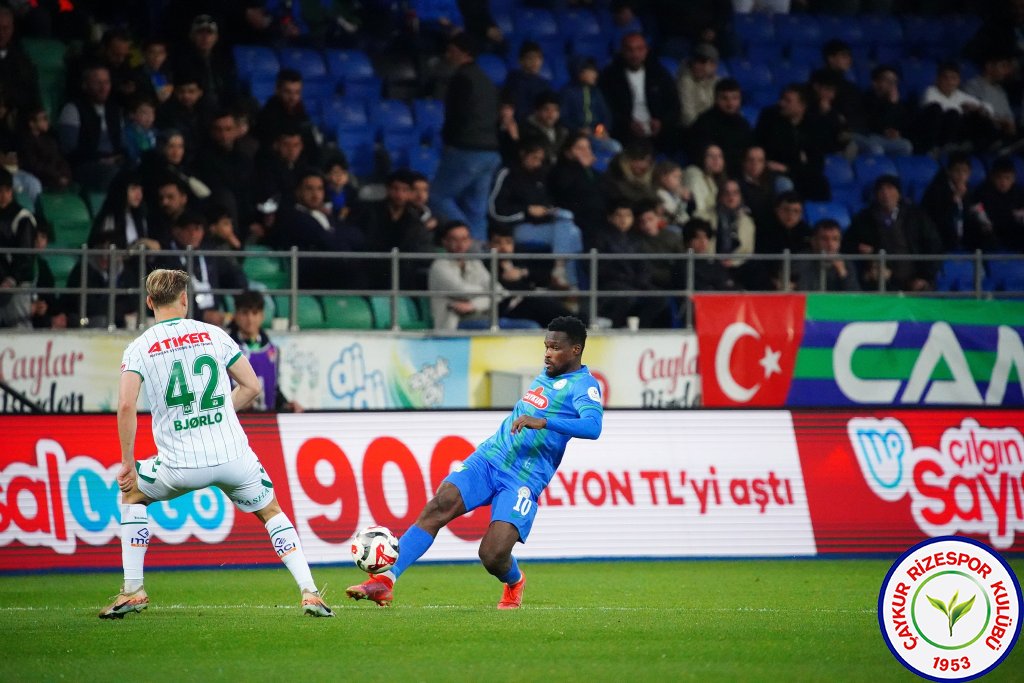 ÇAYKUR RİZESPOR 3 - 2 TÜMOSAN KONYASPOR
