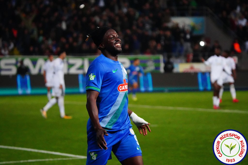 ÇAYKUR RİZESPOR 2 - 2 BEŞİKTAŞ