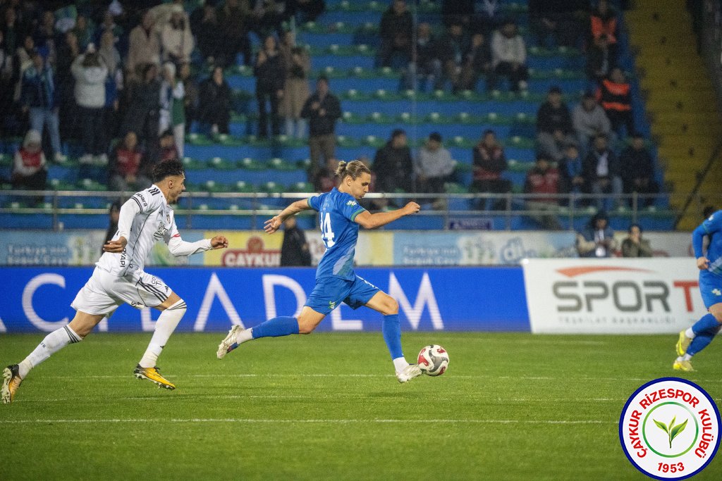 ÇAYKUR RİZESPOR 2 - 2 BEŞİKTAŞ