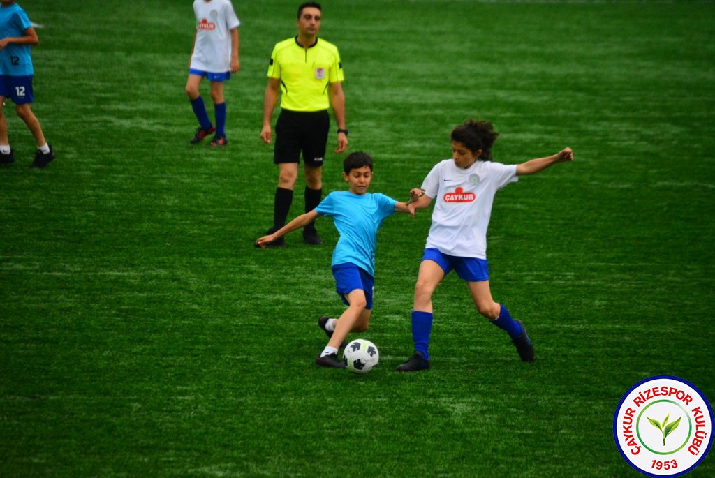 Türkiye Futbol Federasyonu U12 Minikler Şenlik Liginde Çaykur Rizespor U12 Mavi Takım ve Çaykur Rizespor U12 Yeşil Takım Şampiyon oldu.