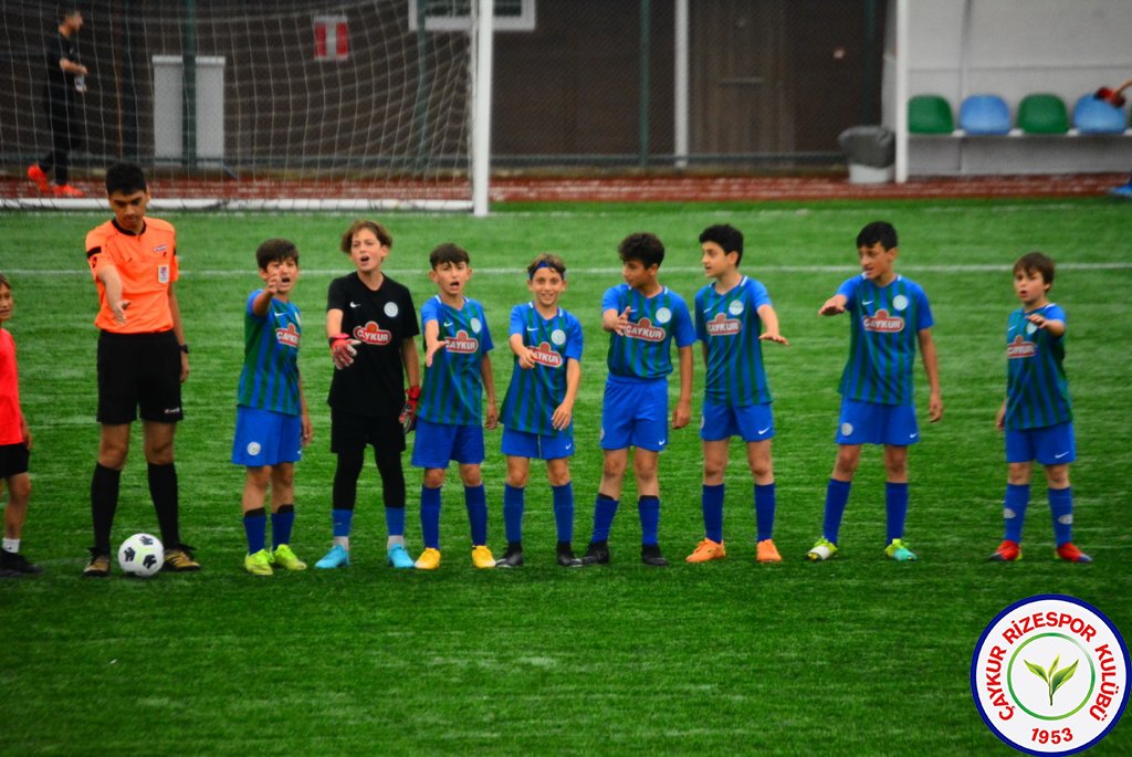 Türkiye Futbol Federasyonu U12 Minikler Şenlik Liginde Çaykur Rizespor U12 Mavi Takım ve Çaykur Rizespor U12 Yeşil Takım Şampiyon oldu.