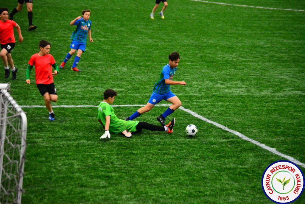 Türkiye Futbol Federasyonu U12 Minikler Şenlik Liginde Çaykur Rizespor U12 Mavi Takım ve Çaykur Rizespor U12 Yeşil Takım Şampiyon oldu.