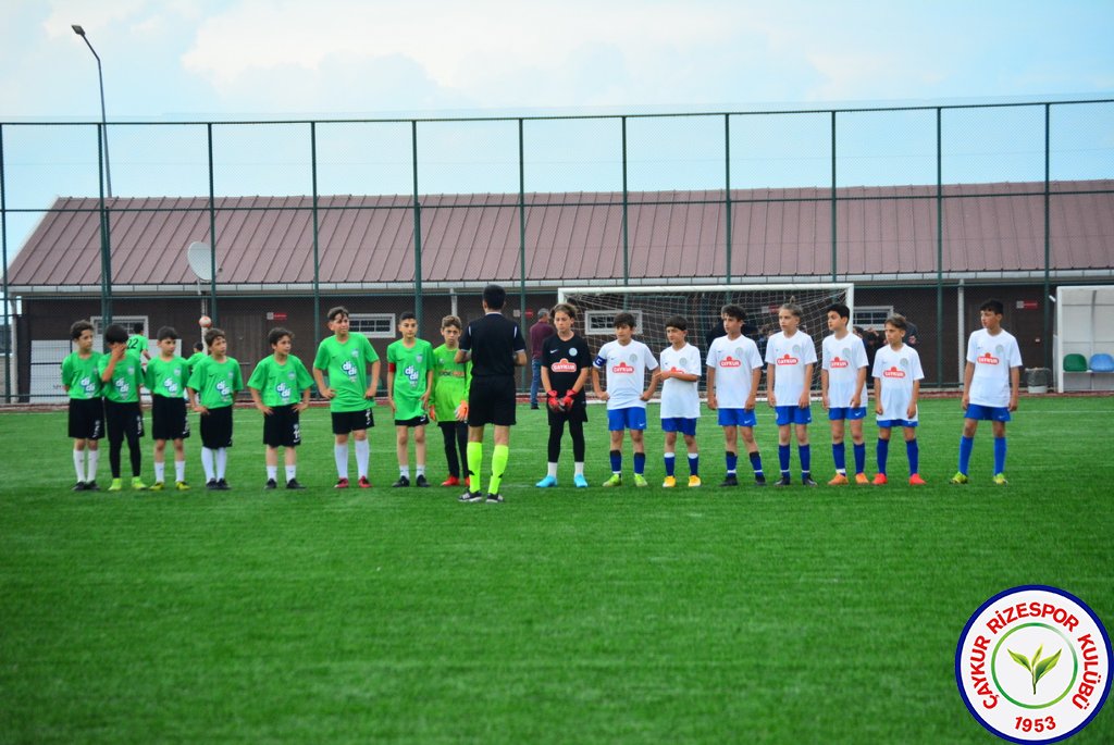 Türkiye Futbol Federasyonu U12 Minikler Şenlik Liginde Çaykur Rizespor U12 Mavi Takım ve Çaykur Rizespor U12 Yeşil Takım Şampiyon oldu.