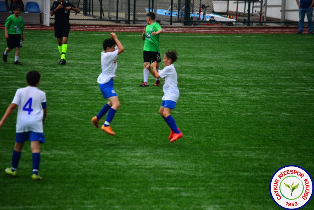 Türkiye Futbol Federasyonu U12 Minikler Şenlik Liginde Çaykur Rizespor U12 Mavi Takım ve Çaykur Rizespor U12 Yeşil Takım Şampiyon oldu.