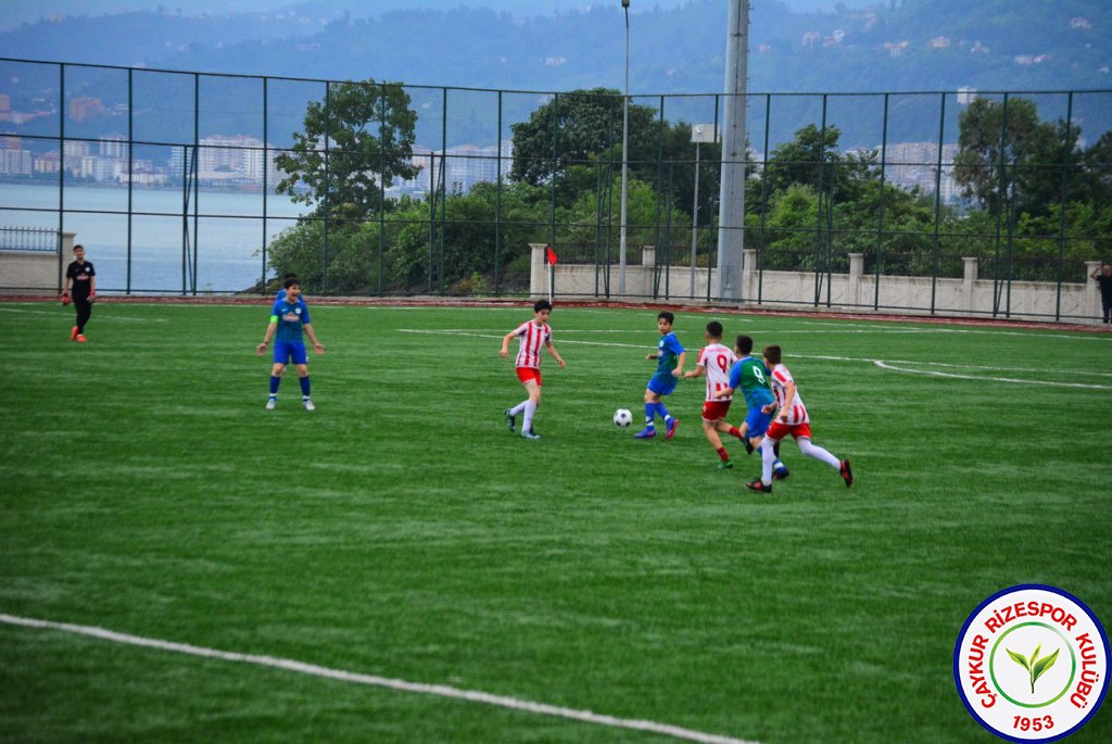 Türkiye Futbol Federasyonu U12 Minikler Şenlik Liginde Çaykur Rizespor U12 Mavi Takım ve Çaykur Rizespor U12 Yeşil Takım Şampiyon oldu.