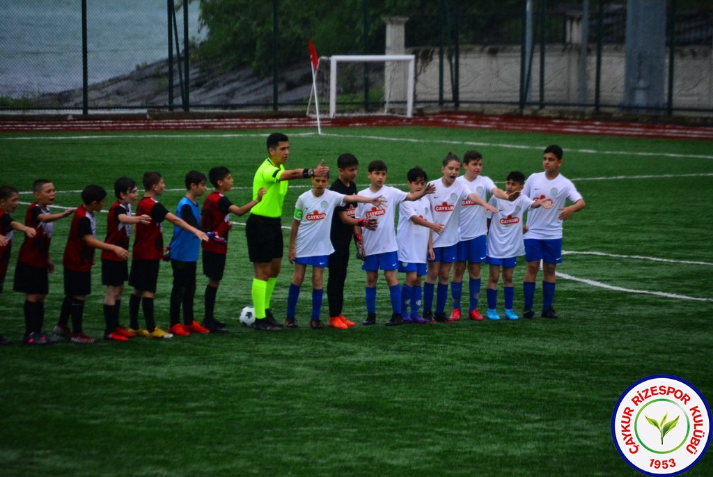 Türkiye Futbol Federasyonu U12 Minikler Şenlik Liginde Çaykur Rizespor U12 Mavi Takım ve Çaykur Rizespor U12 Yeşil Takım Şampiyon oldu.