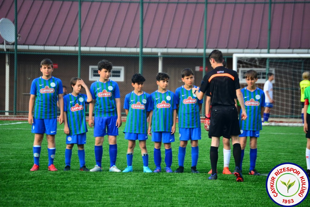 Türkiye Futbol Federasyonu U12 Minikler Şenlik Liginde Çaykur Rizespor U12 Mavi Takım ve Çaykur Rizespor U12 Yeşil Takım Şampiyon oldu.