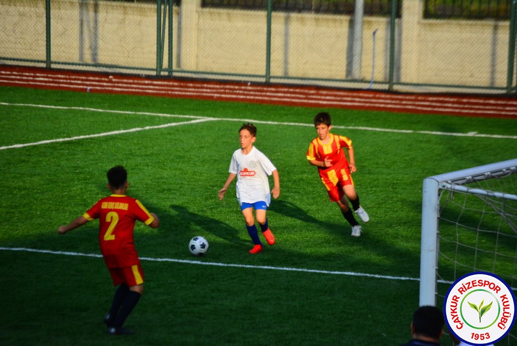 Türkiye Futbol Federasyonu U12 Minikler Şenlik Liginde Çaykur Rizespor U12 Mavi Takım ve Çaykur Rizespor U12 Yeşil Takım Şampiyon oldu.