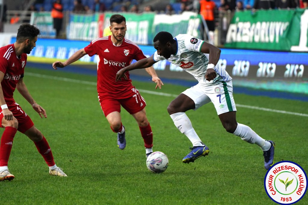 ÇAYKUR RİZESPOR 1-0 DYOREX BOLUSPOR 14 hafta fotoğraf galerisi