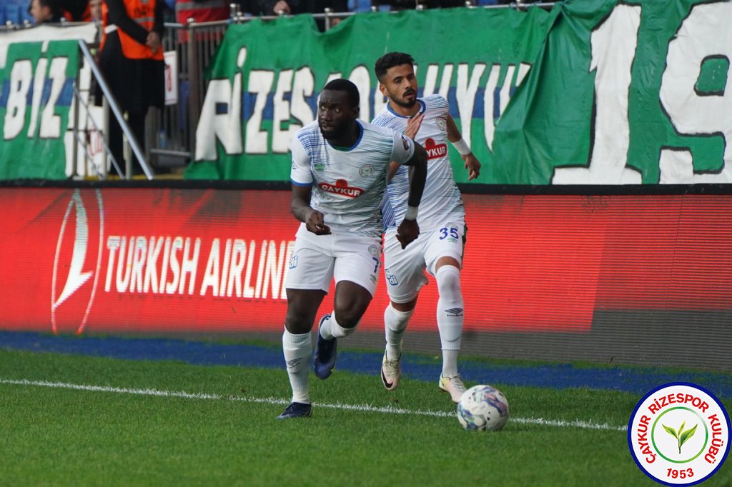 ÇAYKUR RİZESPOR 1-0 DYOREX BOLUSPOR 14 hafta fotoğraf galerisi