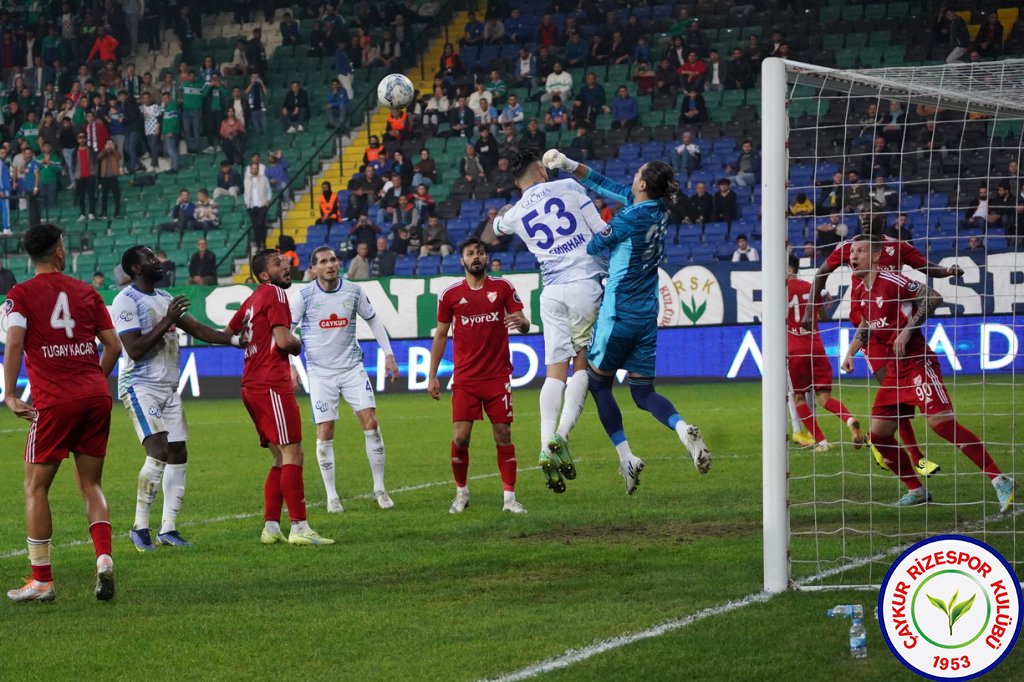 ÇAYKUR RİZESPOR 1-0 DYOREX BOLUSPOR 14 hafta fotoğraf galerisi