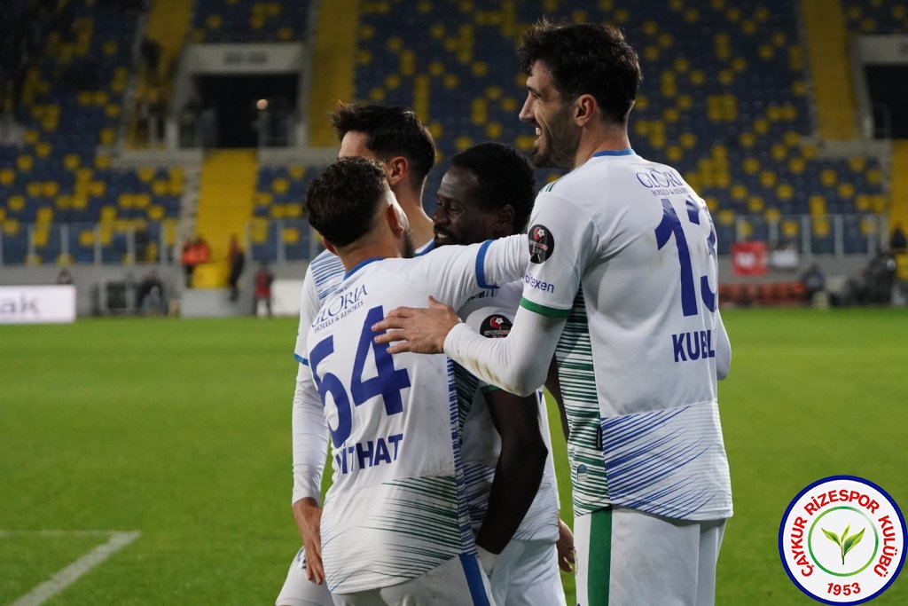 GENÇLERBİRLİĞİ 1-3 ÇAYKUR RİZESPOR A.Ş. 20221126 19.00 15.hafta fotoğraf galerisi