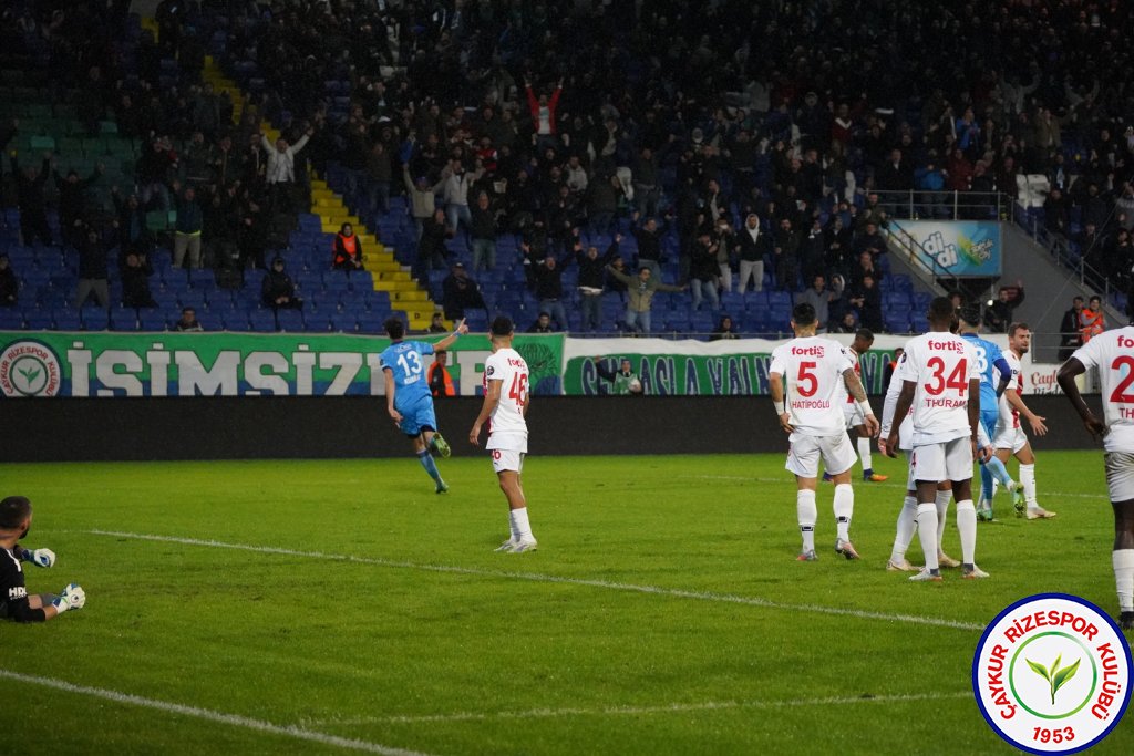 ÇAYKUR RİZESPOR 1 - 1 PENDİKSPOR / 16. haftayı 26 puanla 3. sırada tamamladık