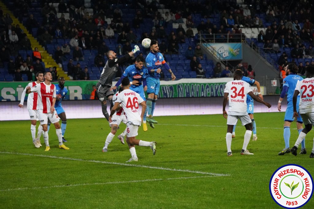 ÇAYKUR RİZESPOR 1 - 1 PENDİKSPOR / 16. haftayı 26 puanla 3. sırada tamamladık