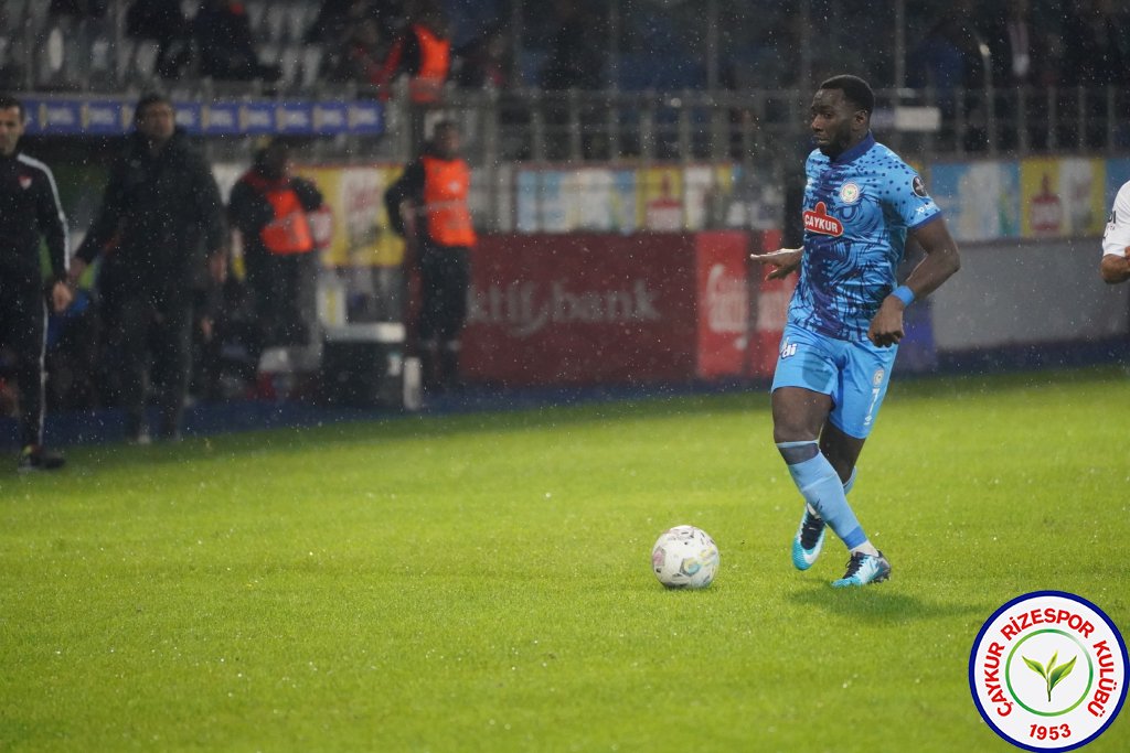 ÇAYKUR RİZESPOR 1 - 1 PENDİKSPOR / 16. haftayı 26 puanla 3. sırada tamamladık