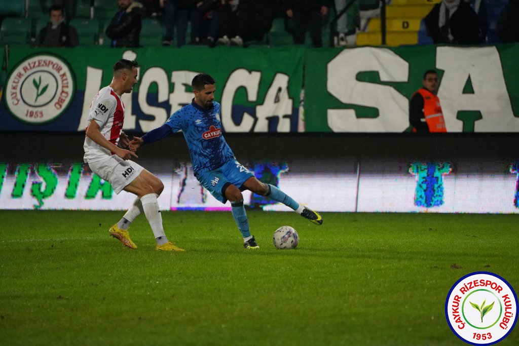 ÇAYKUR RİZESPOR 1 - 1 PENDİKSPOR / 16. haftayı 26 puanla 3. sırada tamamladık