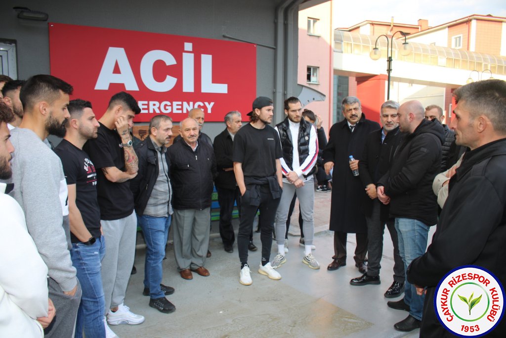 Geçmiş olsun Yiğit, en kısa sürede seni aramızda görmek için dua ediyoruz!