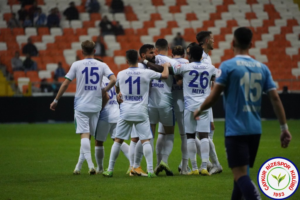 ADANA DEMİRSPOR 3-4 ÇAYKUR RİZESPOR / Unutulmaz Futbol Resitali