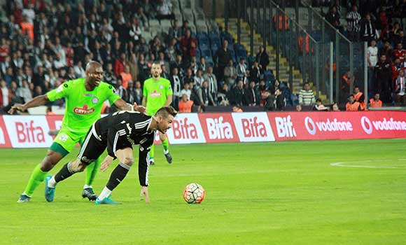 BEŞİKTAŞ: 1 ÇAYKUR RİZESPOR: 0