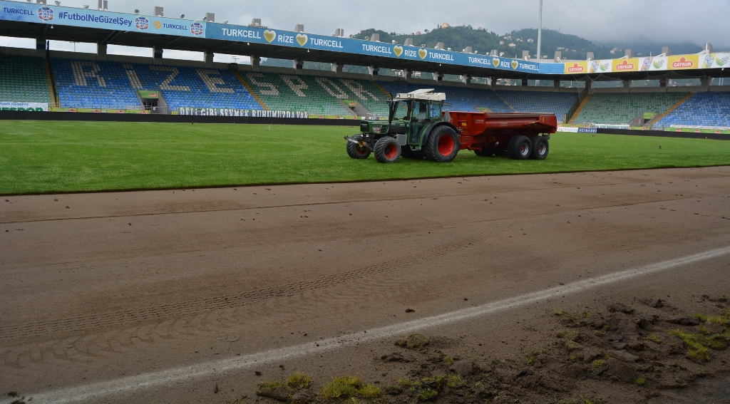 ÇAYKUR RİZESPOR, ÇAYKUR DİDİ STADYUM ZEMİNİNİ HİBRİT ÇİME DÖNÜŞTÜRÜYOR