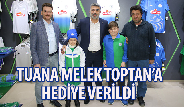 Erzurumspor deplasmanının sembol ismi Tuana Melek Toptan